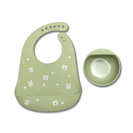 Set de 2 pièces bavoir + assiette rebord VERT LORELLI